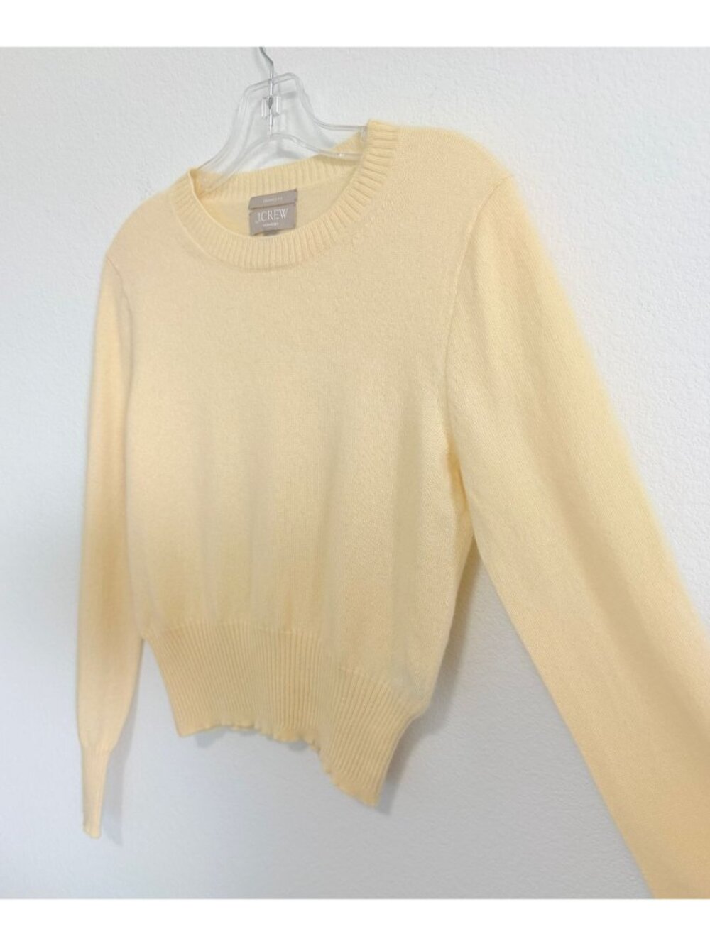 J. Crew 100% Cashmere Long Sleeve Round Neck Yellow Pullover Sweater Size S - Picture 6 of 7
